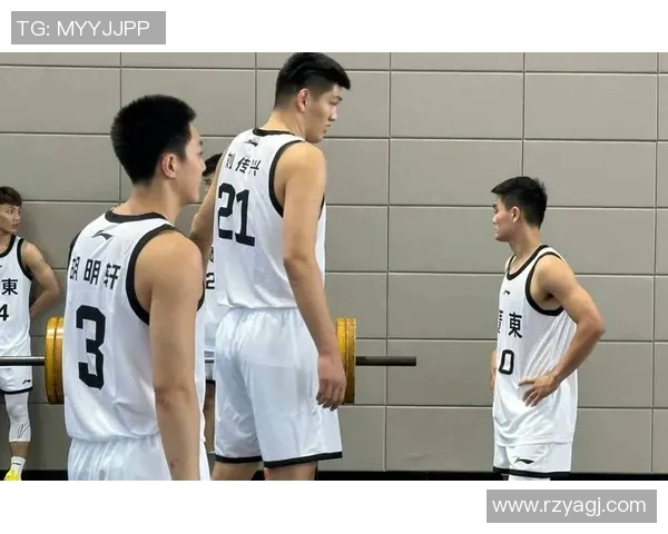 为了重回争冠行列，广东男篮在即将到来的休赛期最需要补强哪个位置？